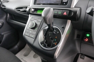 Минивэн Toyota Wish 2011 года, 1449000 рублей, Красноярск