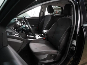 Седан Ford Focus 2011 года, 959000 рублей, Воронеж