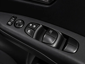 Минивэн Nissan Serena 2018 года, 2070000 рублей, Тюмень