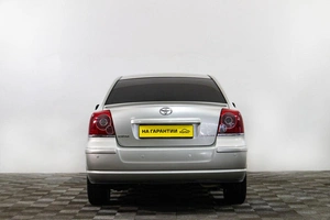 Седан Toyota Avensis 2007 года, 929000 рублей, Сургут