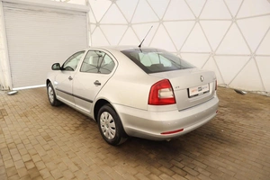 Седан Skoda Octavia 2010 года, 749000 рублей, Железногорск