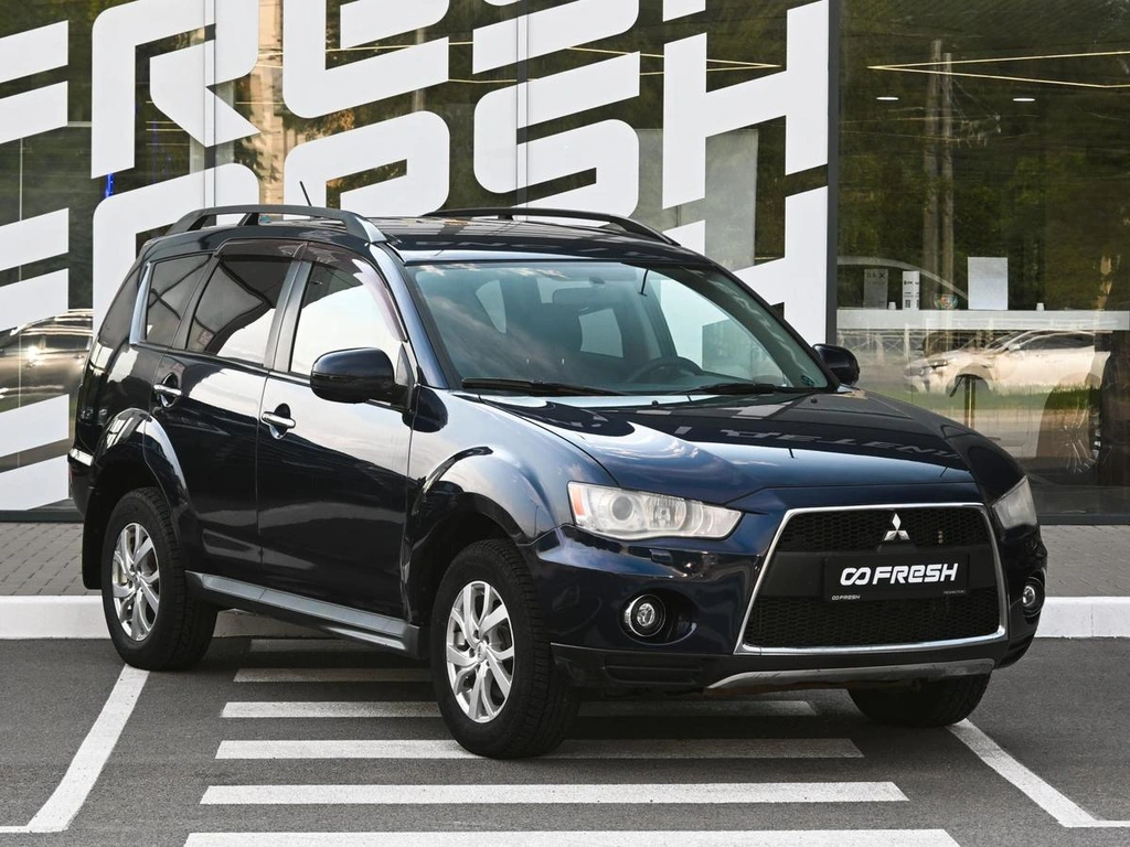 Внедорожник Mitsubishi Outlander 2011 года, 1120000 рублей, Волгоград