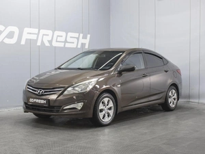 Седан Hyundai Solaris 2016 года, 830000 рублей, Омск