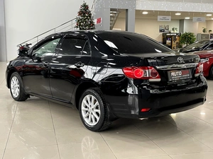 Седан Toyota Corolla 2010 года, 1187000 рублей, Солонцы