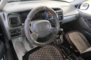 Внедорожник Suzuki Grand Vitara 2001 года, 579000 рублей, Омск