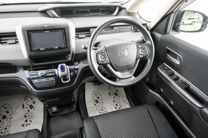 Минивэн Honda Freed 2019 года, 1629000 рублей, Красноярск