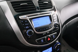 Седан Hyundai Solaris 2011 года, 849000 рублей, Красноярск