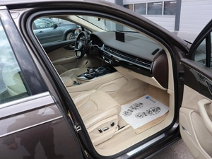 Внедорожник Audi Q7 2017 года, 3370000 рублей, Железногорск