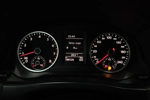 Внедорожник Volkswagen Tiguan 2015 года, 1500000 рублей, Курск