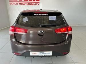 Хэтчбек 4 дв. Kia Rio 2016 года, 905000 рублей, Смоленск
