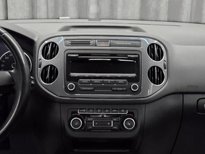 Внедорожник Volkswagen Tiguan 2012 года, 1199000 рублей, Красноярск