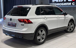 Внедорожник Volkswagen Tiguan Allspace 2017 года, 2597000 рублей, Красноярск