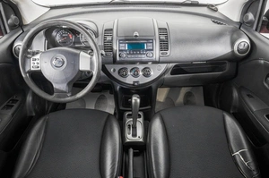 Хетчбэк Nissan Note 2012 года, 849000 рублей, Барнаул