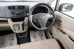 Минивэн Daihatsu Move 2013 года, 639000 рублей, Красноярск