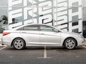 Седан Hyundai Sonata 2012 года, 1330000 рублей, Краснодар