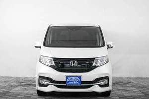 Минивэн Honda Stepwgn Spada 2016 года, 1699000 рублей, Кемерово