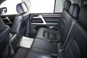 Внедорожник Toyota Land Cruiser 2017 года, 7300000 рублей, Пермь