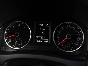 Внедорожник Volkswagen Tiguan 2016 года, 1765000 рублей, Тюмень