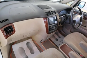 Минивэн Toyota Ipsum 2001 года, 849000 рублей, Омск