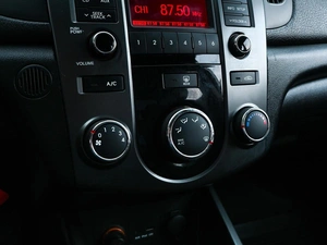 Седан Kia Cerato 2010 года, 849000 рублей, Волгоград