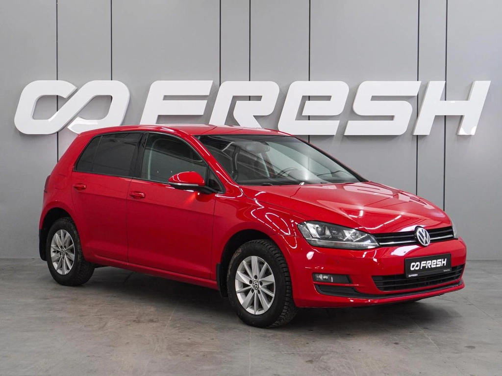 Хетчбэк Volkswagen Golf 2013 года, 1219000 рублей, Воронеж