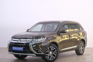 Внедорожник Mitsubishi Outlander 2017 года, 1999000 рублей, Омск