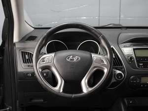 Внедорожник Hyundai ix35 2010 года, 1180000 рублей, Омск