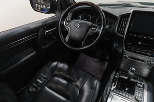 Внедорожник Toyota Land Cruiser 2015 года, 5319000 рублей, Новокузнецк