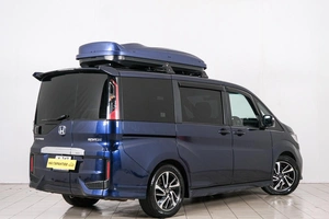 Минивэн Honda Stepwgn Spada 2018 года, 2239000 рублей, Красноярск