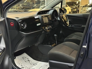 Хетчбэк Toyota Vitz 2019 года, 1097000 рублей, Красноярск