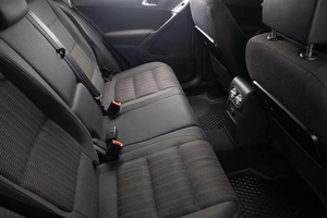 Внедорожник Volkswagen Tiguan 2012 года, 1499000 рублей, Оренбург