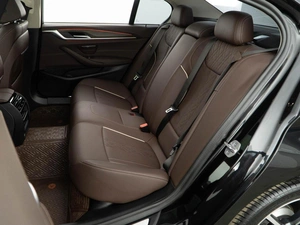 Седан BMW 5 серия 2022 года, 5449999 рублей, Москва