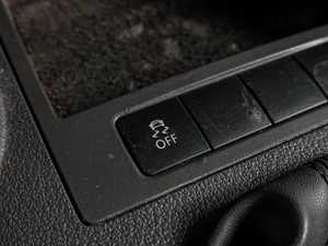 Фургон Volkswagen Caddy 2012 года, 1010000 рублей, Воронеж