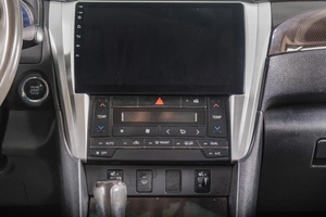Седан Toyota Camry 2017 года, 1299000 рублей, Томск