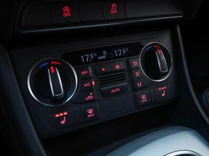 Внедорожник Audi Q3 2017 года, 1799000 рублей, Москва