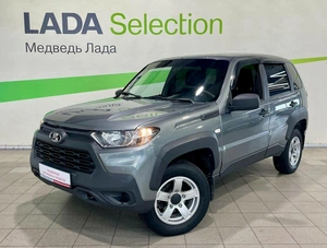 Внедорожник ВАЗ (LADA) Niva Travel 2021 года, 895000 рублей, Красноярск