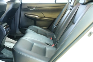 Седан Toyota Camry 2016 года, 1879000 рублей, Омск