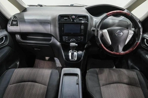 Минивэн Nissan Serena 2015 года, 1399000 рублей, Новокузнецк