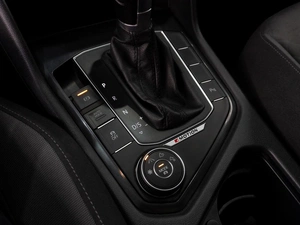 Внедорожник Volkswagen Tiguan 2017 года, 2148070 рублей, Тюмень