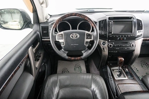 Внедорожник Toyota Land Cruiser 2010 года, 3499000 рублей, Красноярск