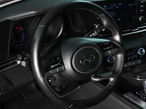 Седан Hyundai Elantra 2021 года, 2119000 рублей, Аксай