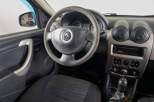 Седан Renault Logan 2011 года, 479000 рублей, Пермь
