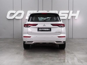 Внедорожник Mitsubishi Outlander 2022 года, 3819000 рублей, Воронеж