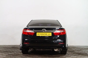 Седан Toyota Camry 2013 года, 1659000 рублей, Сургут