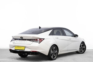 Седан Hyundai Elantra 2021 года, 1649000 рублей, Барнаул