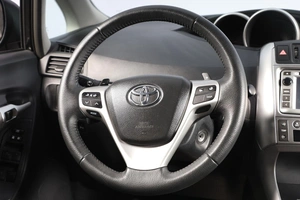 Минивэн Toyota Verso 2012 года, 1289000 рублей, Новосибирск