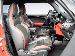 Хетчбэк MINI John Cooper Works 2019 года, 3350000 рублей, Краснодар
