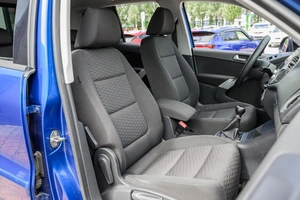 Внедорожник Volkswagen Tiguan 2008 года, 849000 рублей, Ульяновск