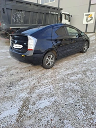 Лифтбек Toyota Prius 2010 года, 1020000 рублей, Красноярск