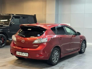Хетчбэк Mazda Axela 2013 года, 997000 рублей, Красноярск